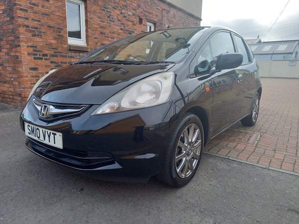 Used Honda Jazz 2010 for sale - 76231820: Photo 1