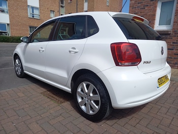 Used Volkswagen Polo 2013 for sale - 78692540: Photo