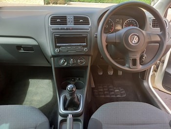 Used Volkswagen Polo 2013 for sale - 78692540: Photo