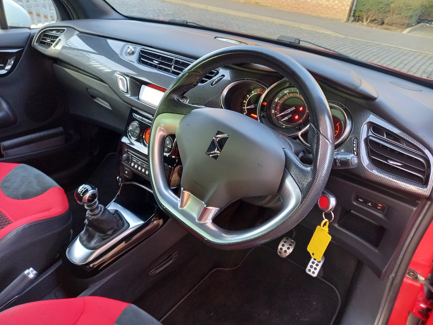 Used Citroen DS3 2012 for sale - 77125885: Photo 3