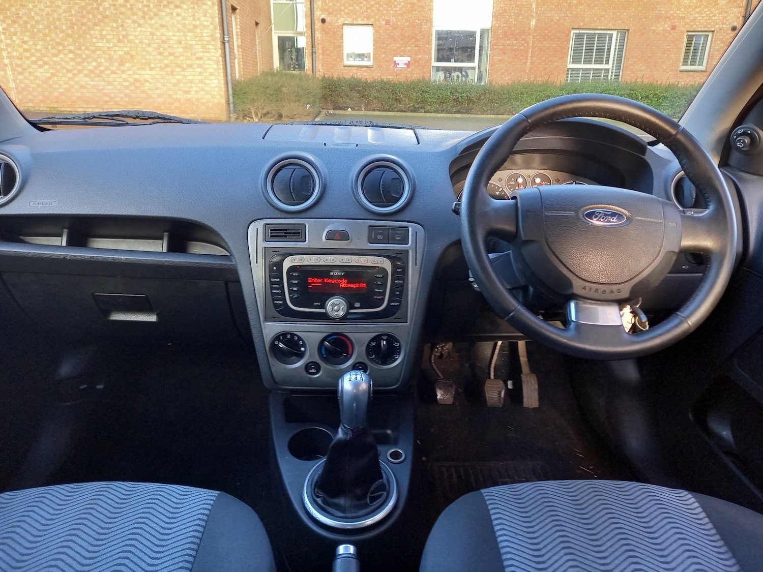 Used Ford Fusion 2010 for sale - 77195117: Photo 3