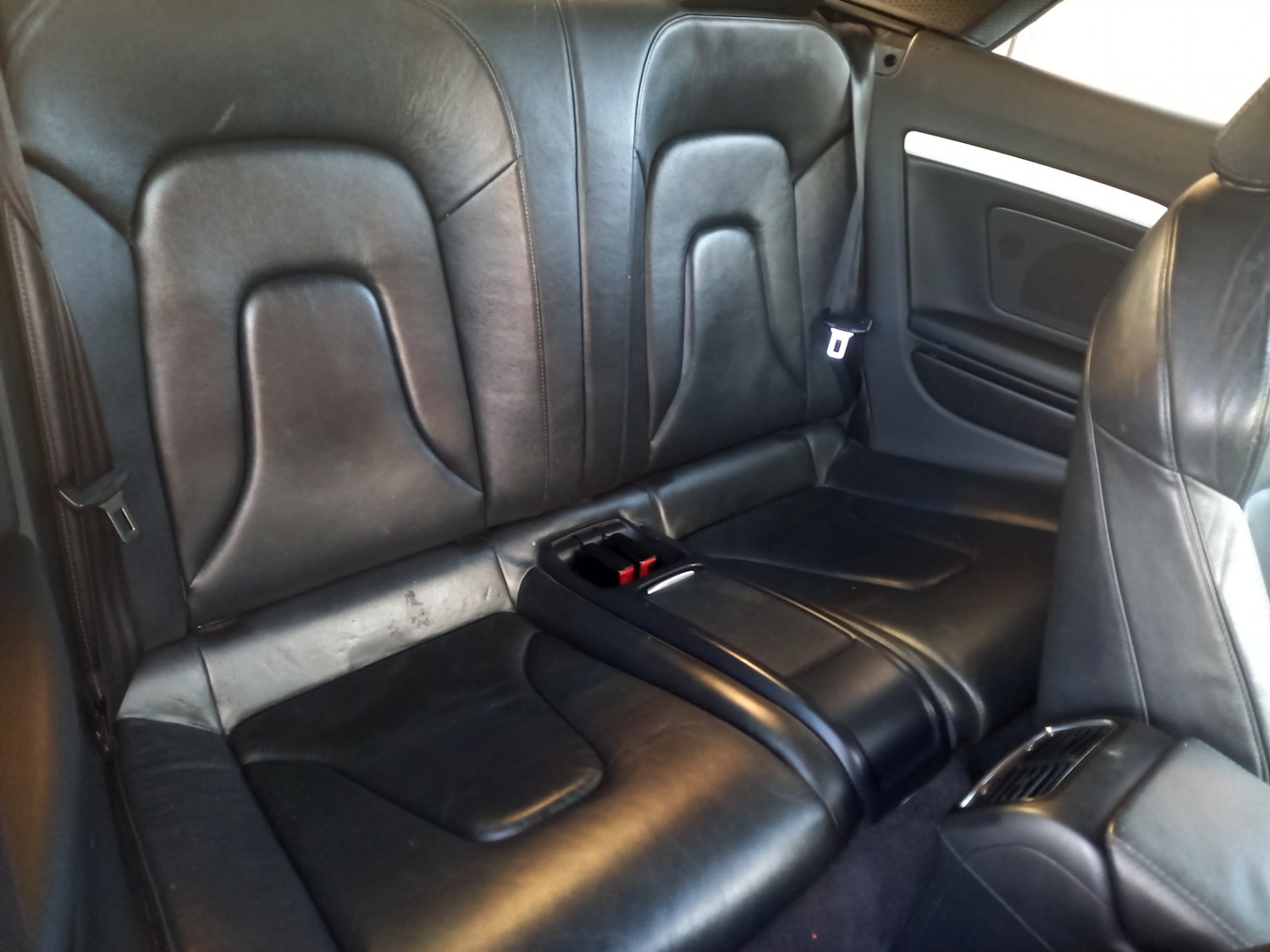 Used Audi A5 2010 for sale - 76792464: Photo 5