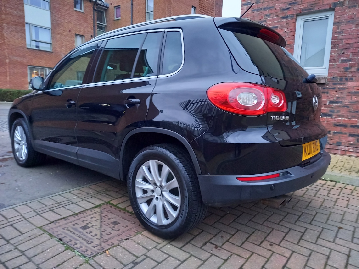 Used Volkswagen Tiguan 2011 for sale - 77461047: Photo 2