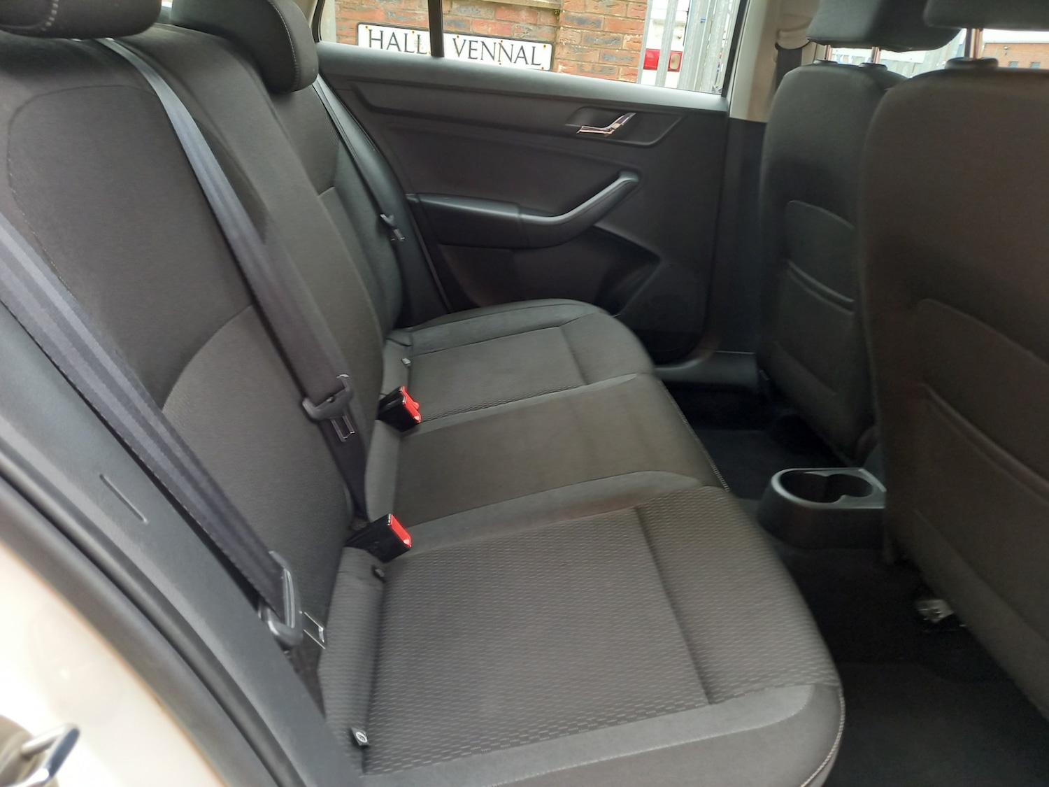 Used Skoda Rapid Spaceback 2014 for sale - 76232830: Photo 5