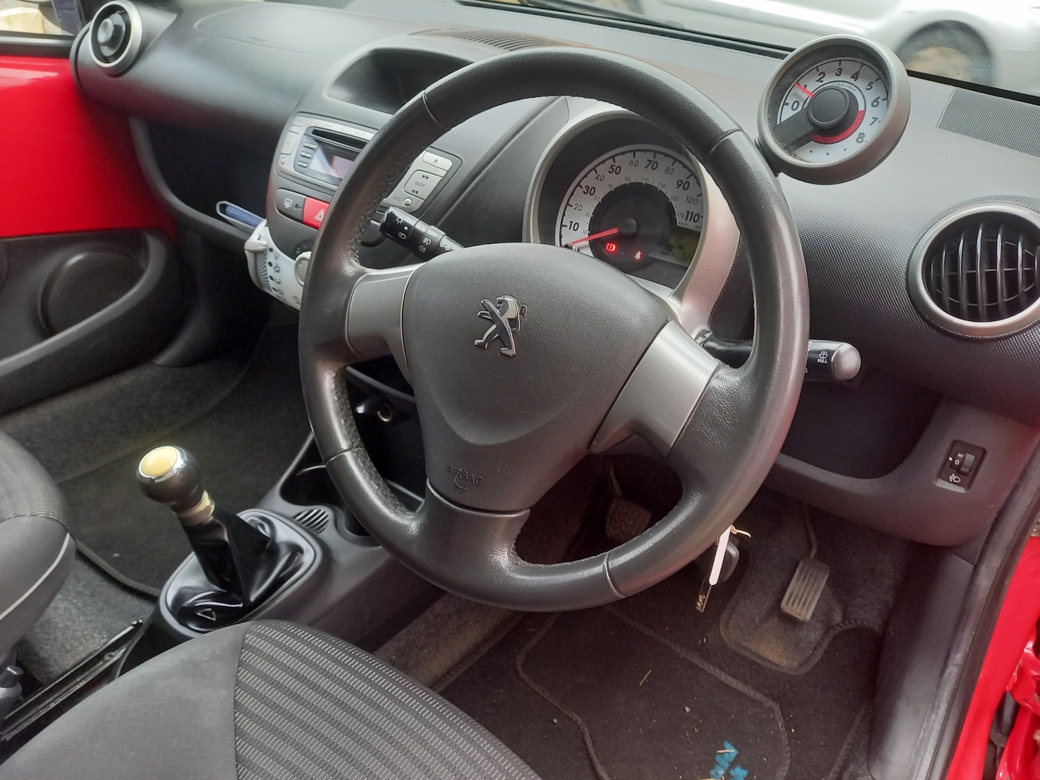 Used Peugeot 107 2012 for sale - 77650108: Photo 3