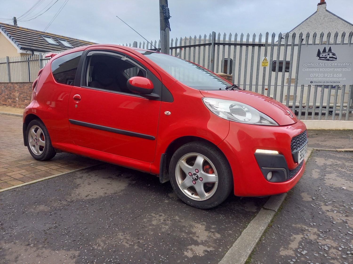 Used Peugeot 107 2012 for sale - 77650108: Photo 6
