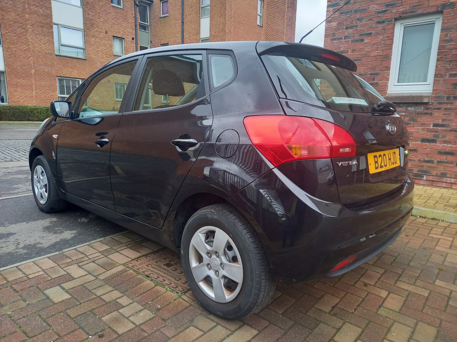 Used Kia Venga 2012 for sale - 77445972: Photo 2