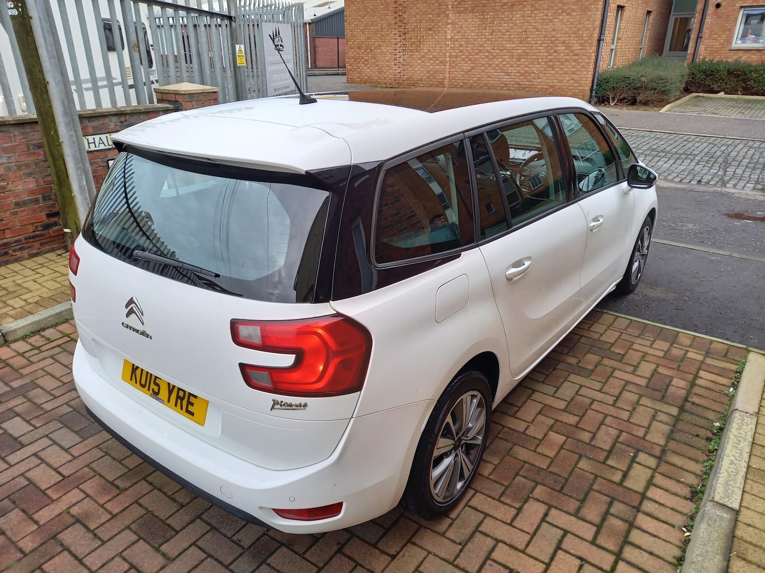 Used Citroen C4 Grand Picasso 2015 for sale - 76979404: Photo 10