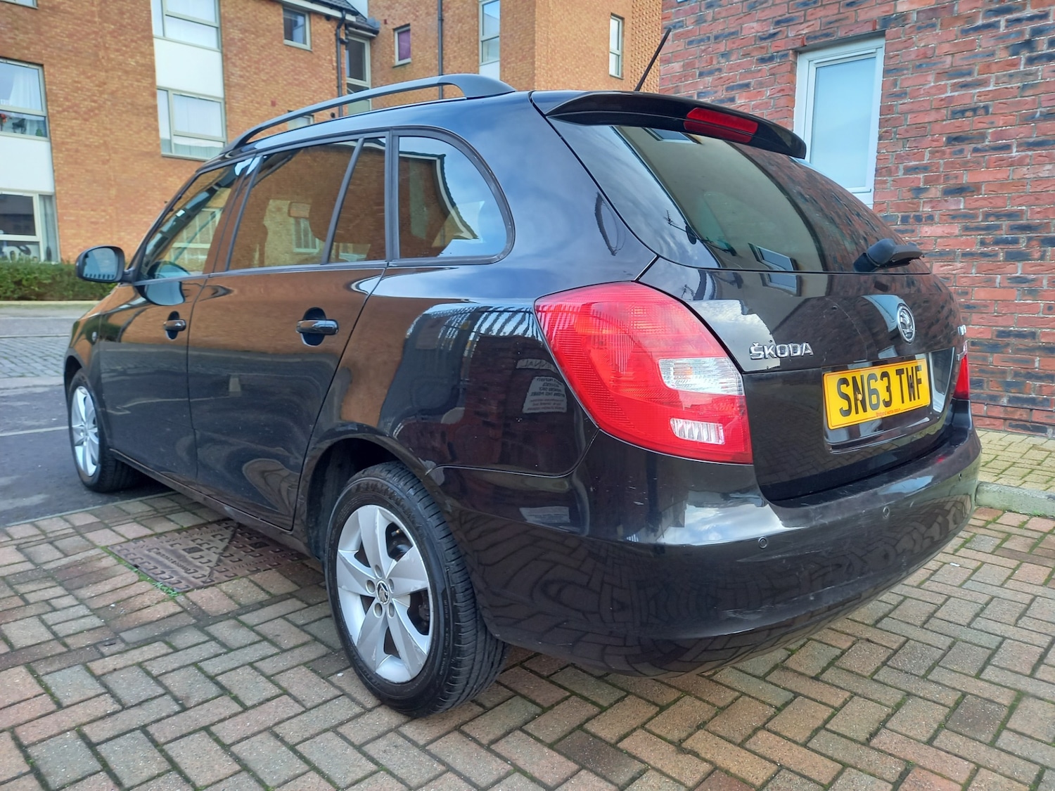 Used Skoda Fabia 2013 for sale - 76931142: Photo 2