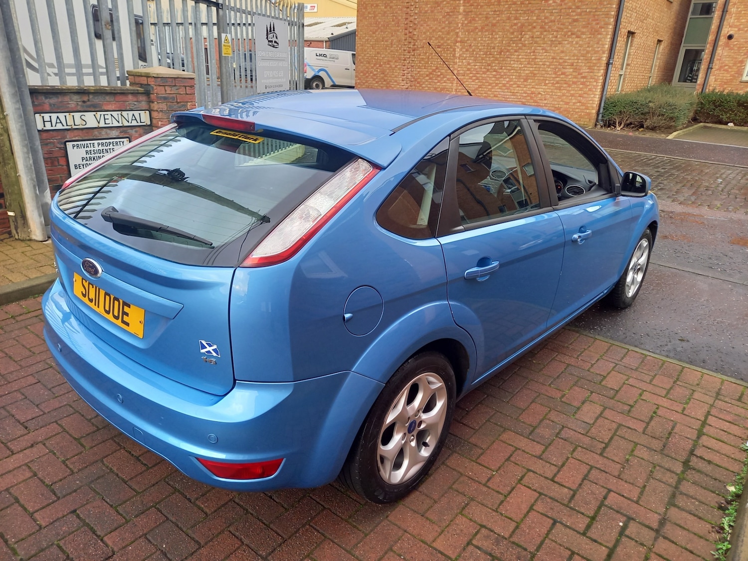 Used Ford Focus 2011 for sale - 77023734: Photo 7