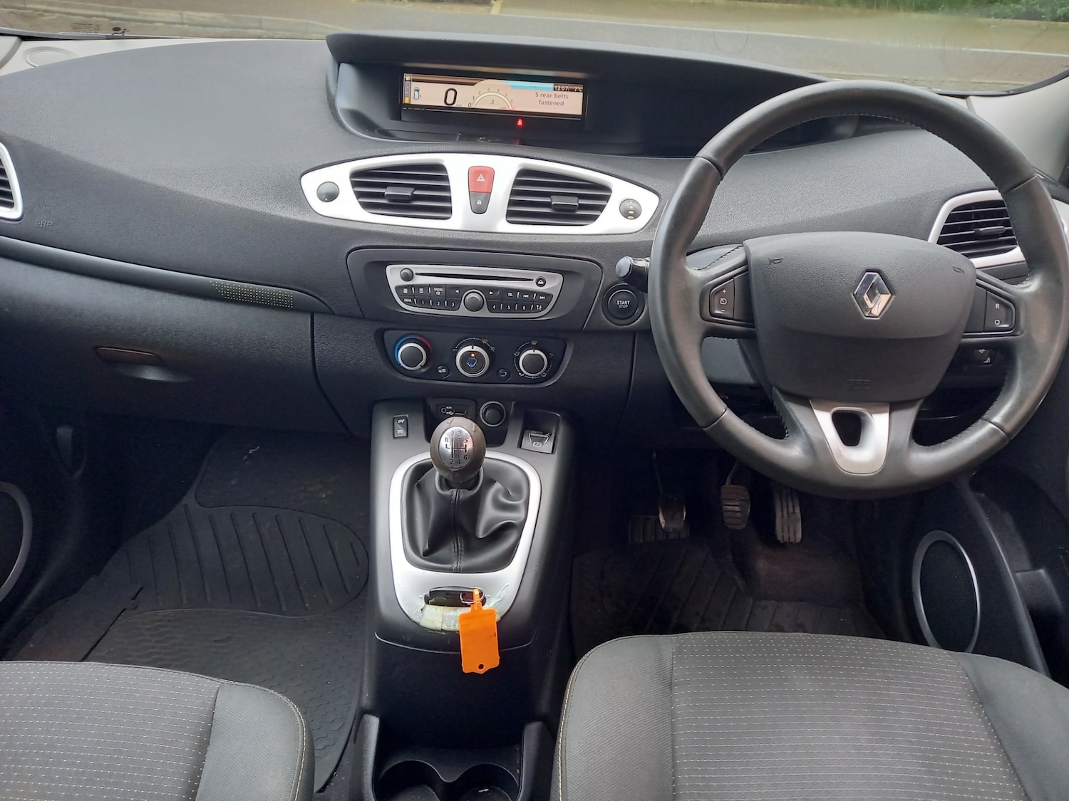 Used Renault Grand Scenic 2009 for sale - 77135757: Photo 3