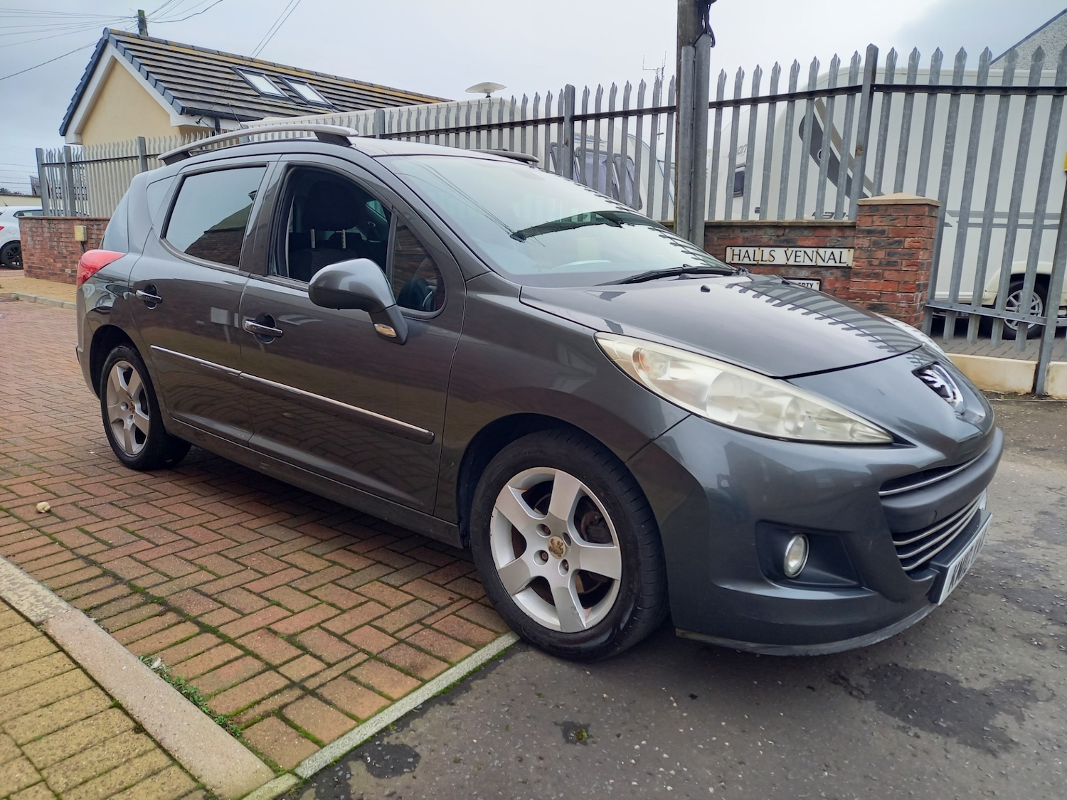 Used Peugeot 207 2010 for sale - 76555268: Photo 7