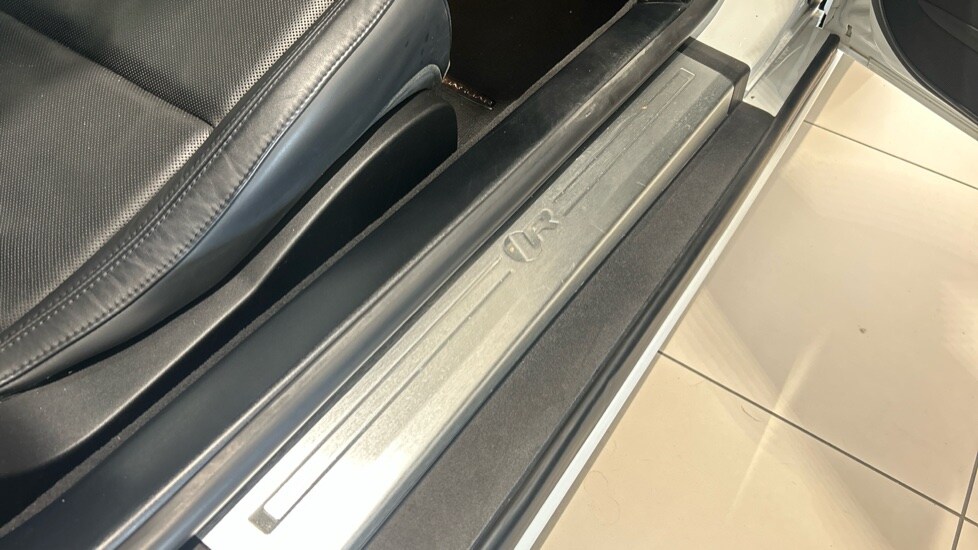 Used Jaguar F-Type 2020 for sale - 76717227: Photo 24