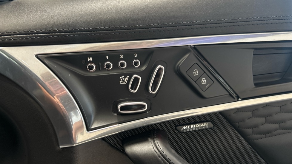 Used Jaguar F-Type 2020 for sale - 76717227: Photo 25