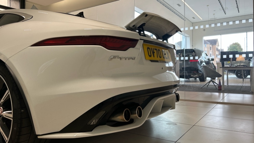 Used Jaguar F-Type 2020 for sale - 76717227: Photo 38