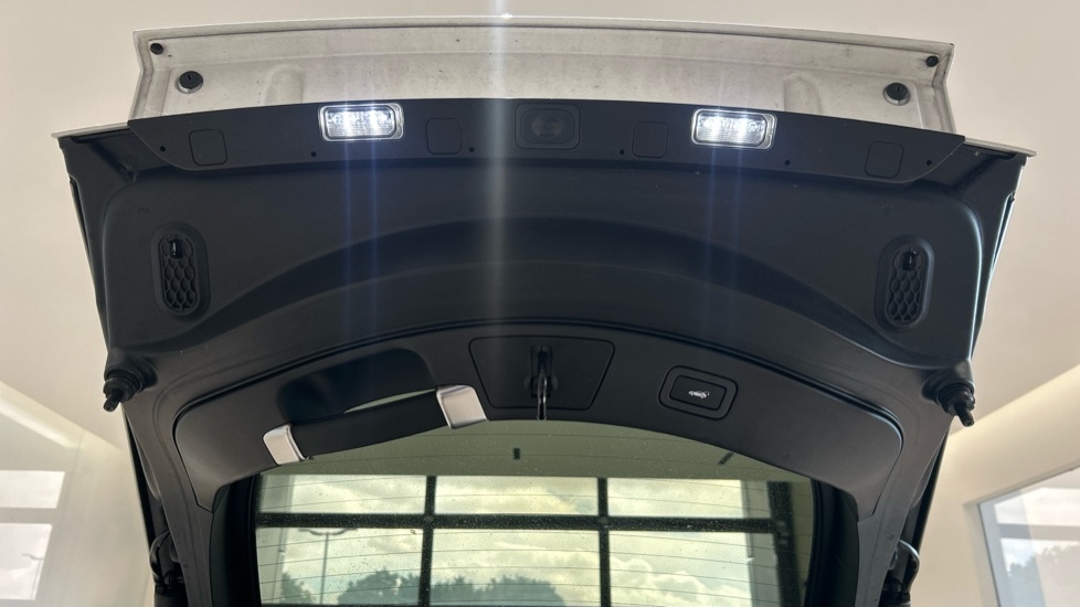 Used Jaguar F-Type 2020 for sale - 76717227: Photo 40