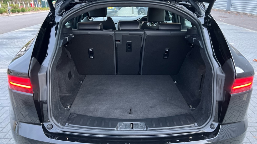 Used Jaguar E-Pace 2023 for sale - 76960170: Photo 10