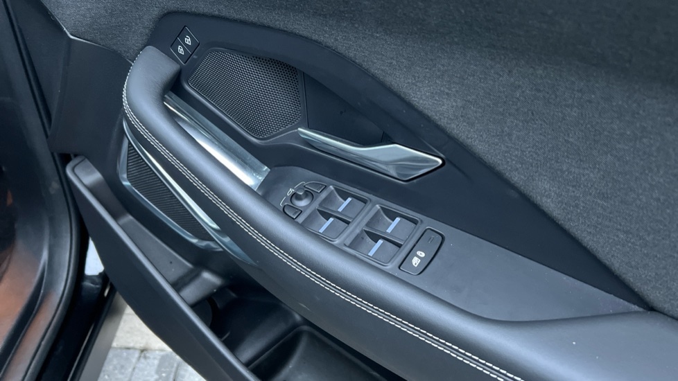 Used Jaguar E-Pace 2023 for sale - 76960170: Photo 21