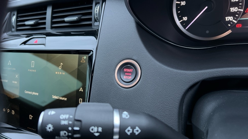 Used Jaguar E-Pace 2023 for sale - 76960170: Photo 36