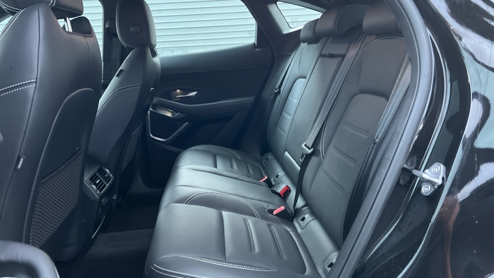 Used Jaguar E-Pace 2023 for sale - 76960170: Photo 4