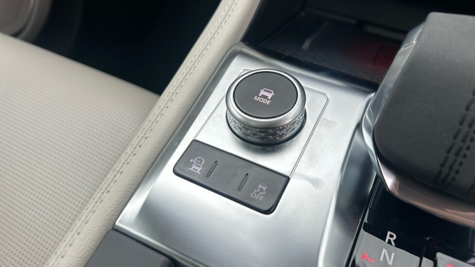 Used Jaguar F-Pace 2023 for sale - 76361833: Photo 43