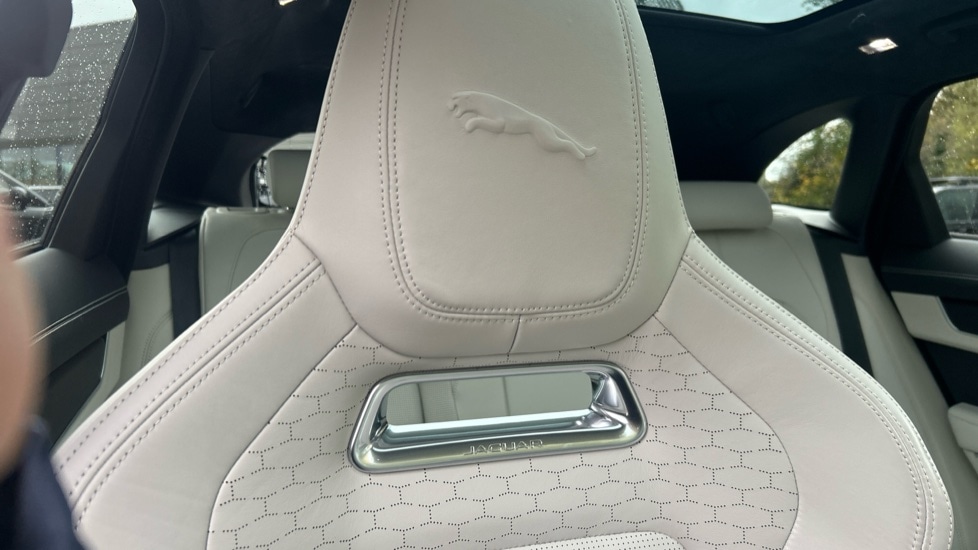 Used Jaguar F-Pace 2023 for sale - 76361833: Photo 52