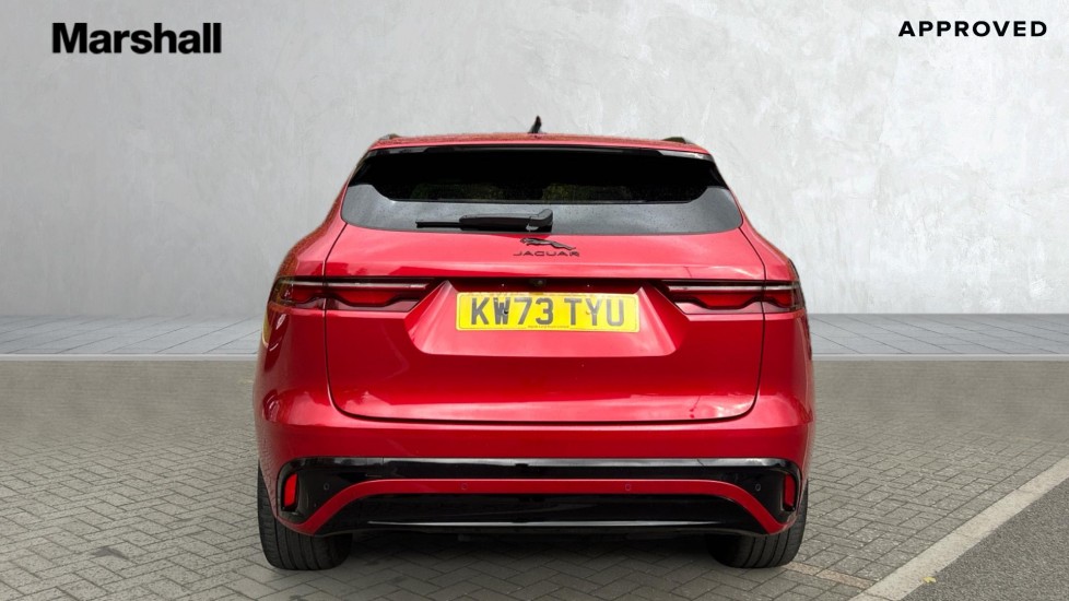 Used Jaguar F-Pace 2023 for sale - 76361833: Photo 6