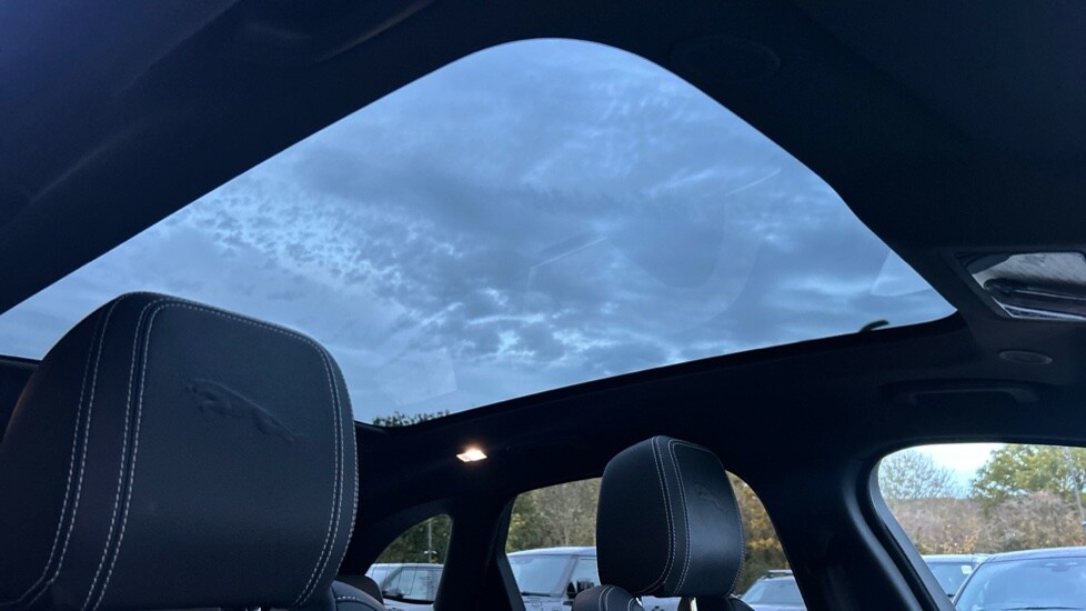 Used Jaguar F-Pace 2023 for sale - 76297287: Photo 21