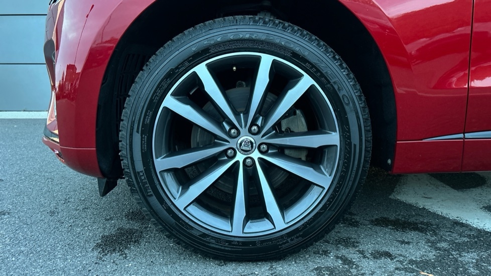 Used Jaguar F-Pace 2023 for sale - 76297287: Photo 26