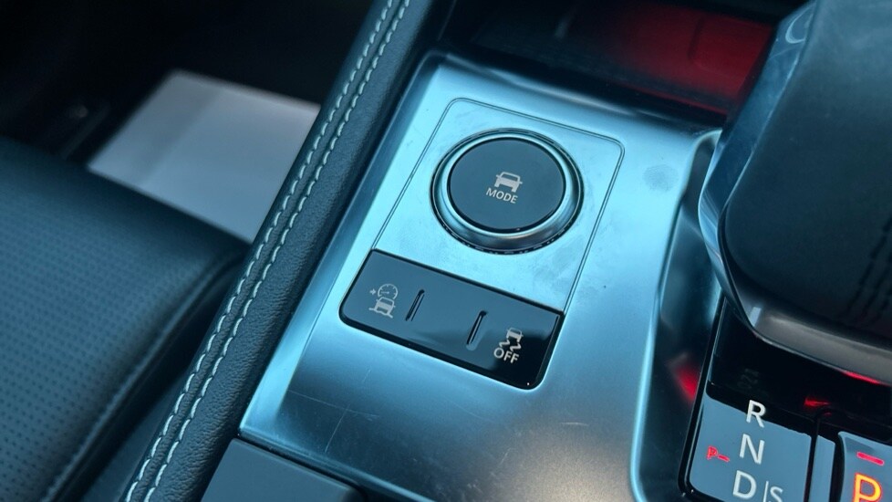 Used Jaguar F-Pace 2023 for sale - 76297287: Photo 38