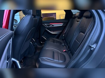 Used Jaguar F-Pace 2023 for sale - 76297287: Photo