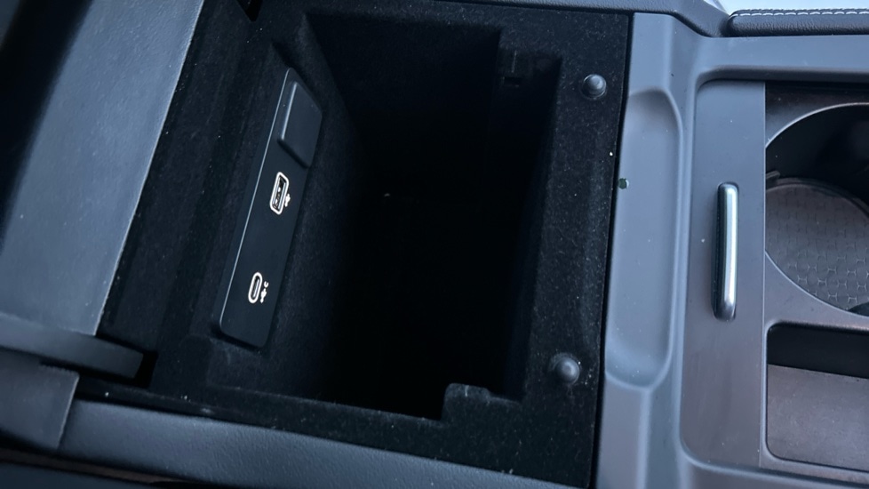 Used Jaguar F-Pace 2023 for sale - 76297287: Photo 53