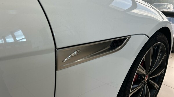 Used Jaguar F-Type 2020 for sale - 75715183: Photo 15