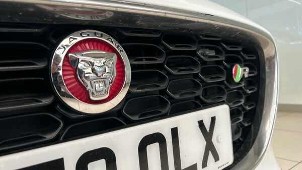 Used Jaguar F-Type 2020 for sale - 75715183: Photo 43