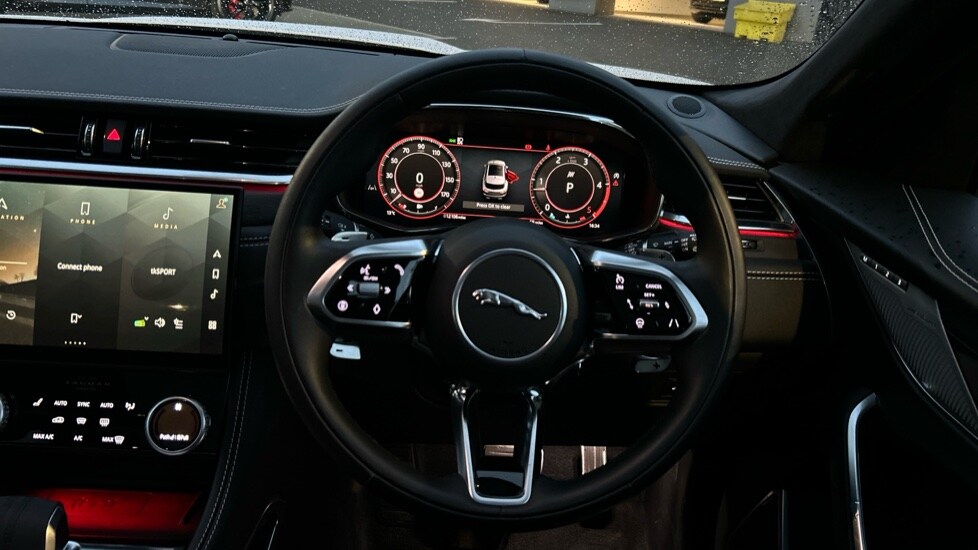 Used Jaguar F-Pace 2024 for sale - 76361992: Photo 15