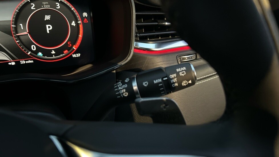 Used Jaguar F-Pace 2024 for sale - 76361992: Photo 41