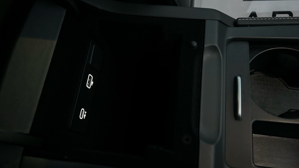 Used Jaguar F-Pace 2024 for sale - 76361992: Photo 48