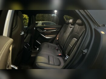 Used Jaguar F-Pace 2024 for sale - 76361992: Photo