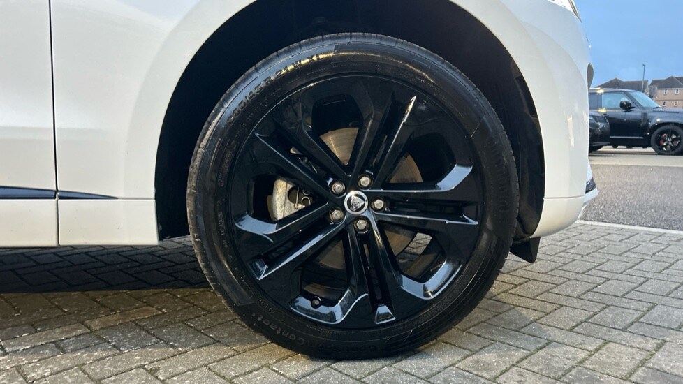 Used Jaguar F-Pace 2024 for sale - 76361992: Photo 8