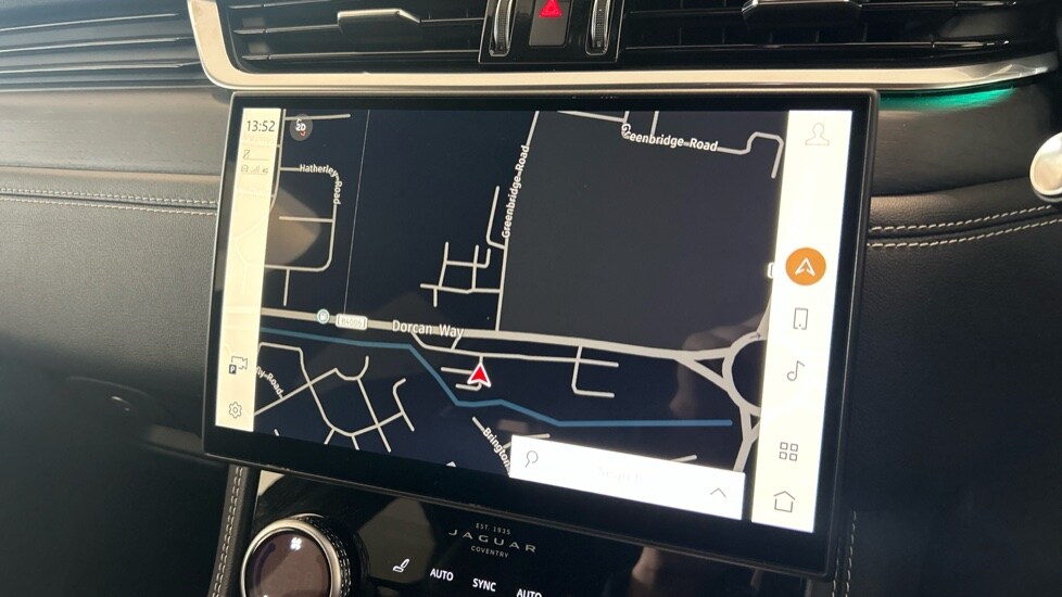 Used Jaguar F-Pace 2024 for sale - 76297470: Photo 11