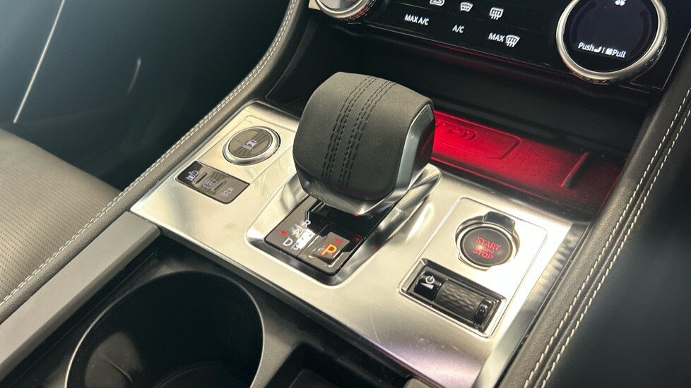 Used Jaguar F-Pace 2024 for sale - 76297470: Photo 13