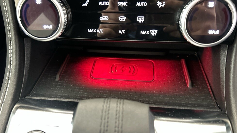 Used Jaguar F-Pace 2024 for sale - 76297470: Photo 51