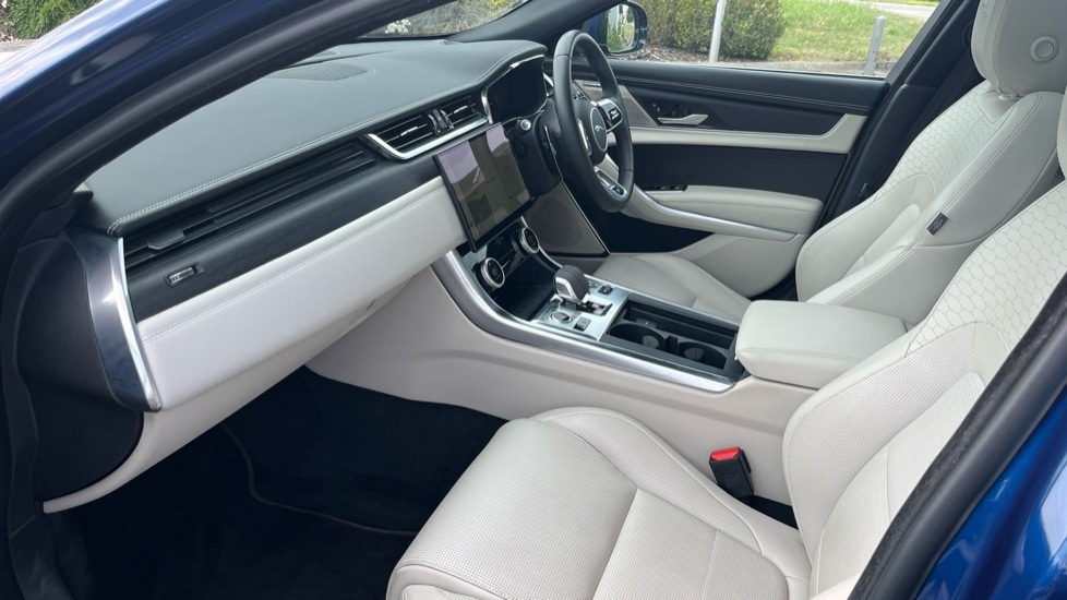 Used Jaguar XF 2025 for sale - 76540074: Photo 27