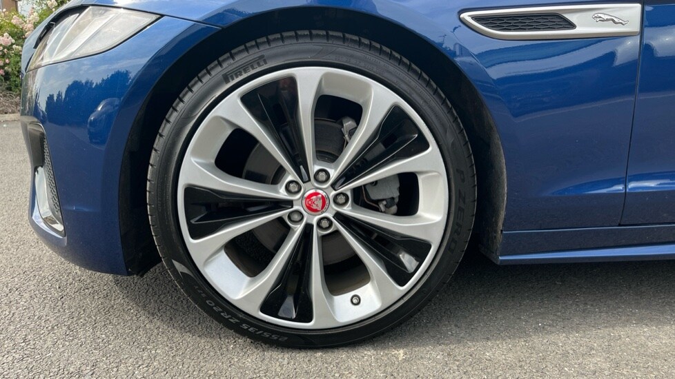 Used Jaguar XF 2025 for sale - 76540074: Photo 8