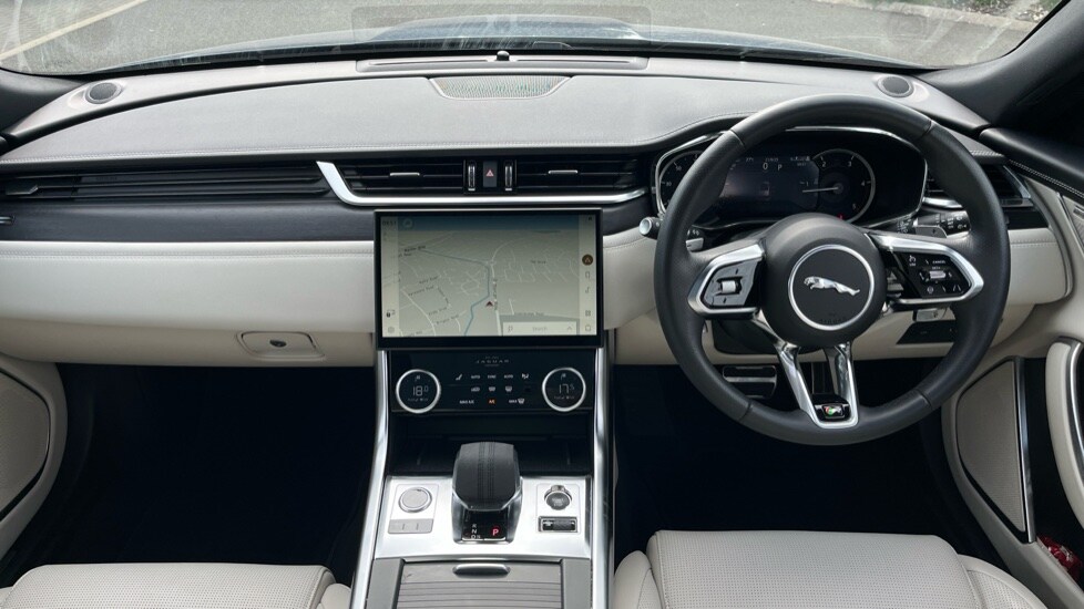 Used Jaguar XF 2025 for sale - 76540074: Photo 9