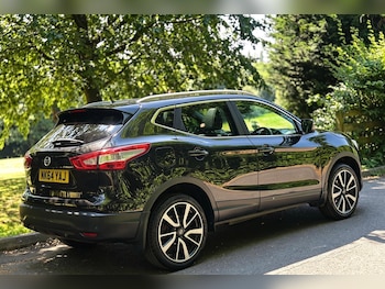 Used Nissan Qashqai 2014 for sale - 79453709: Photo