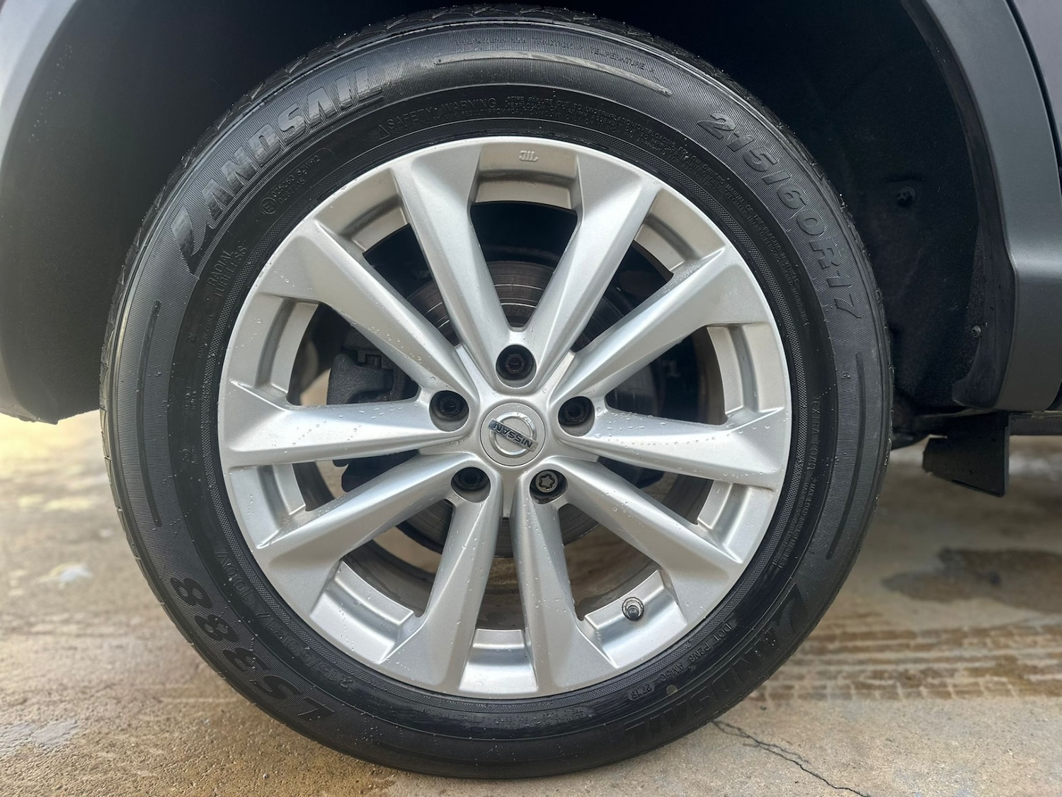 Used Nissan Qashqai 2014 for sale - 76940221: Photo 24