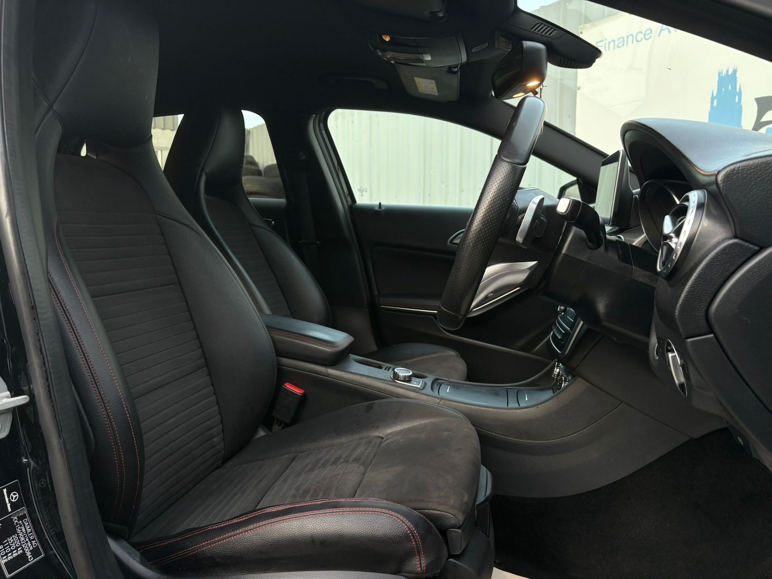 Used Mercedes-Benz GLA 2015 for sale - 77557107: Photo 11