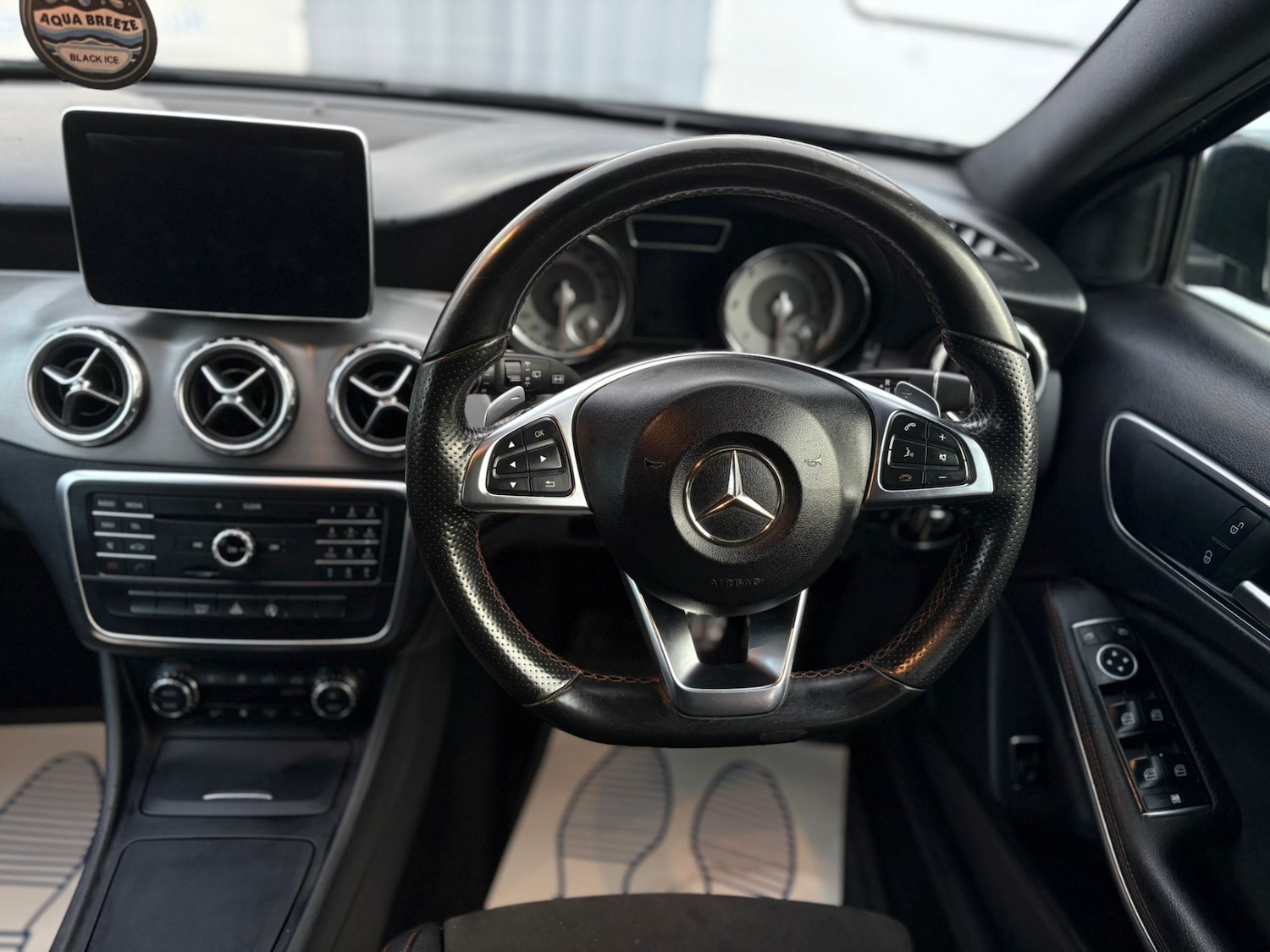 Used Mercedes-Benz GLA 2015 for sale - 77557107: Photo 12