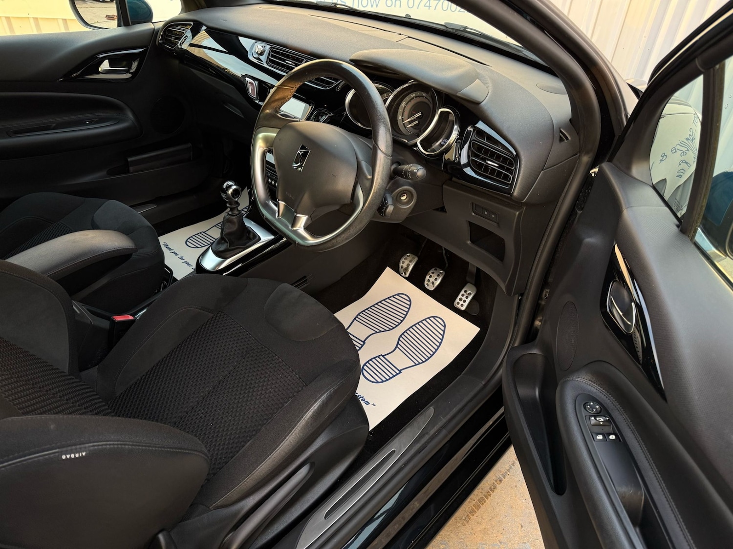 Used Citroen DS3 2015 for sale - 76757072: Photo 8